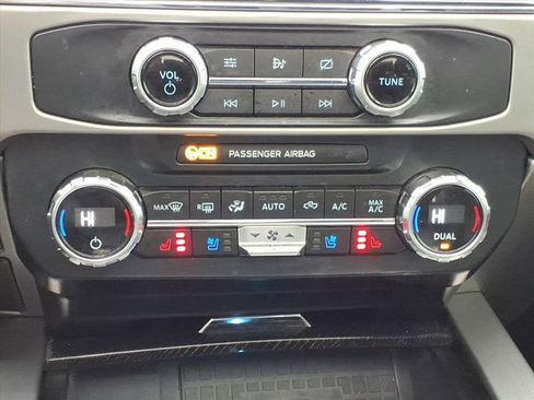 Used 2022 Ford F350 Platinum w/ Tremor Off-Road Package image 16