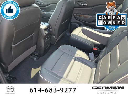 Used 2021 GMC Acadia Denali w/ Denali Technology Package FWD image 20