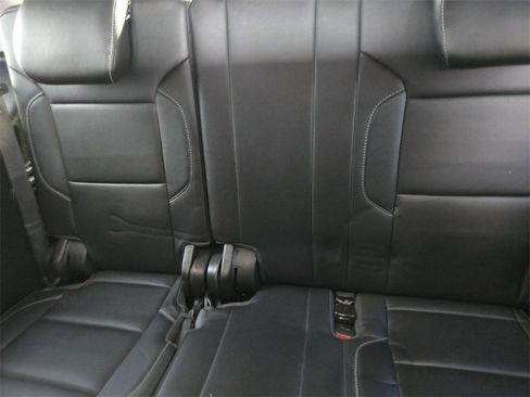 Used 2020 Chevrolet Tahoe LT image 17