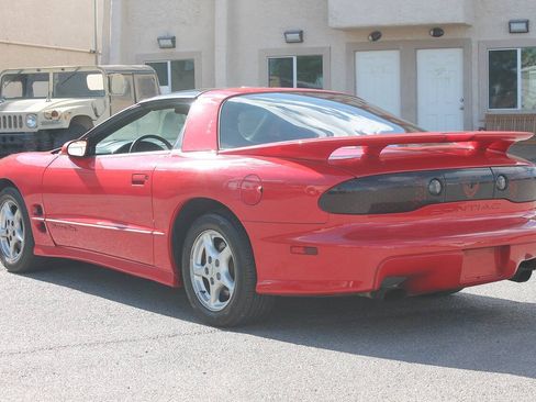Used 2000 Pontiac Firebird Formula w/ Security Pkg RWD image 6