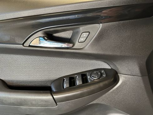 Used 2024 Chevrolet TrailBlazer LT w/ Convenience Package FWD image 19