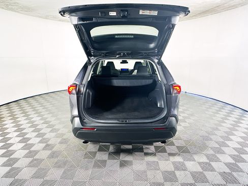 Used 2024 Toyota RAV4 XLE w/ Convenience Package FWD image 31