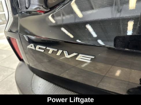 Used 2023 Ford Escape Active AWD/4WD image 9
