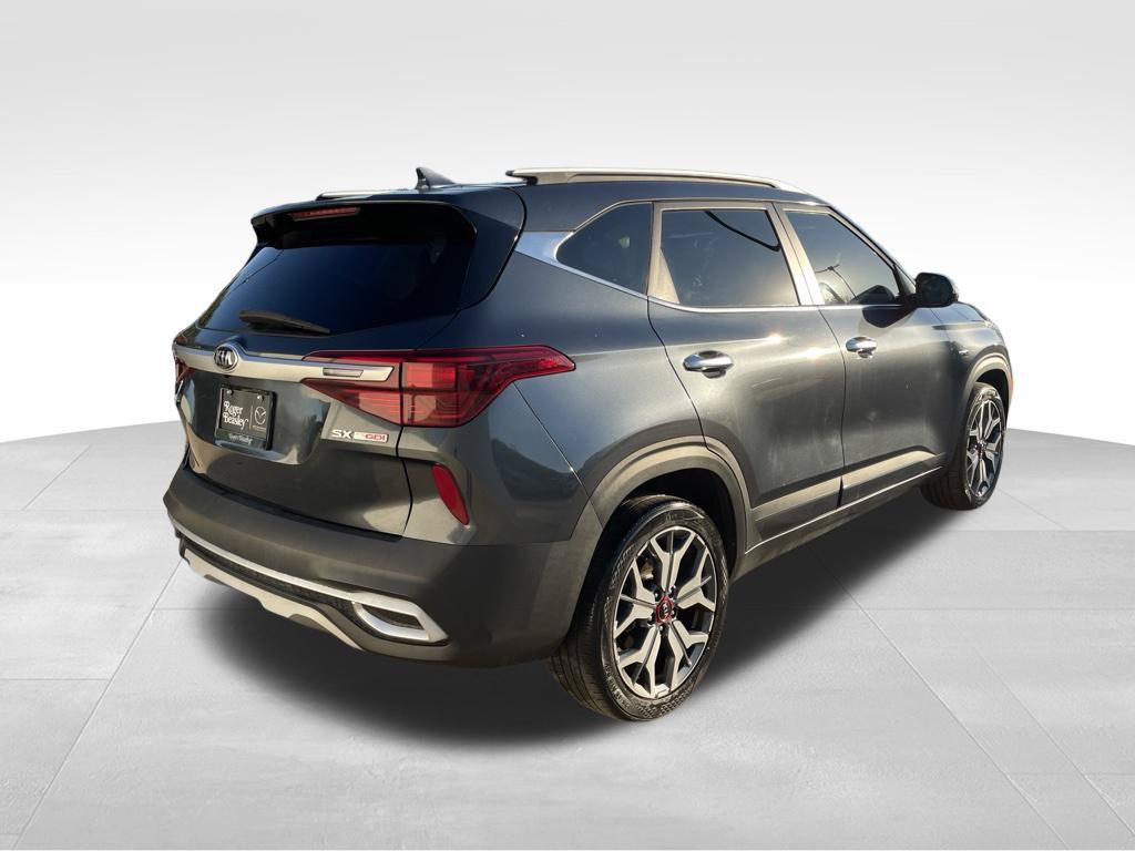 Used 2021 Kia Seltos SX w/ SX Sunroof Package AWD/4WD image 5