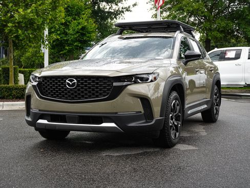 Used 2025 MAZDA CX-50 Meridian Edition w/ Apex Package AWD/4WD image 5