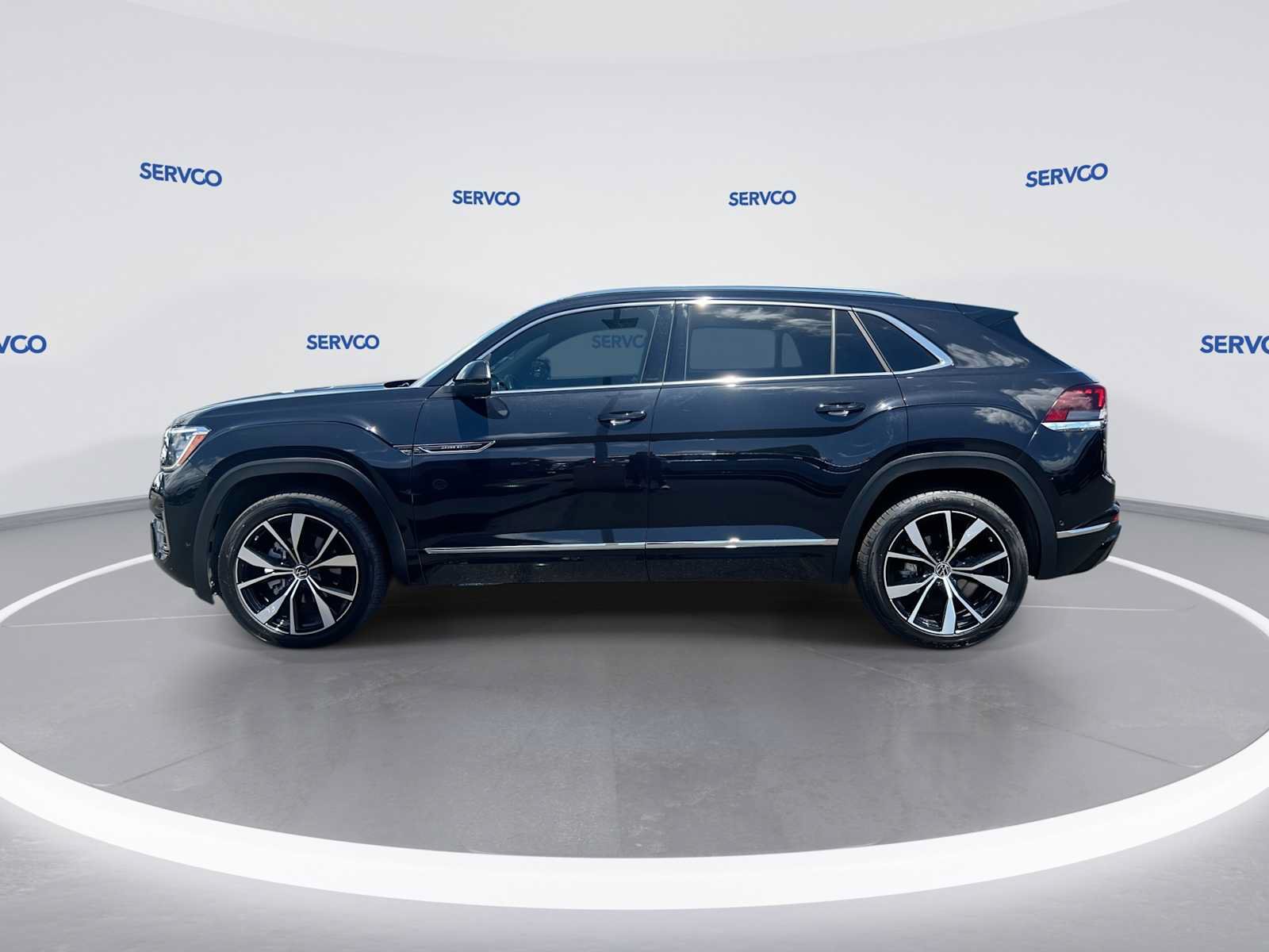 Used 2024 Volkswagen Atlas Cross Sport SEL Premium R-Line AWD/4WD image 5