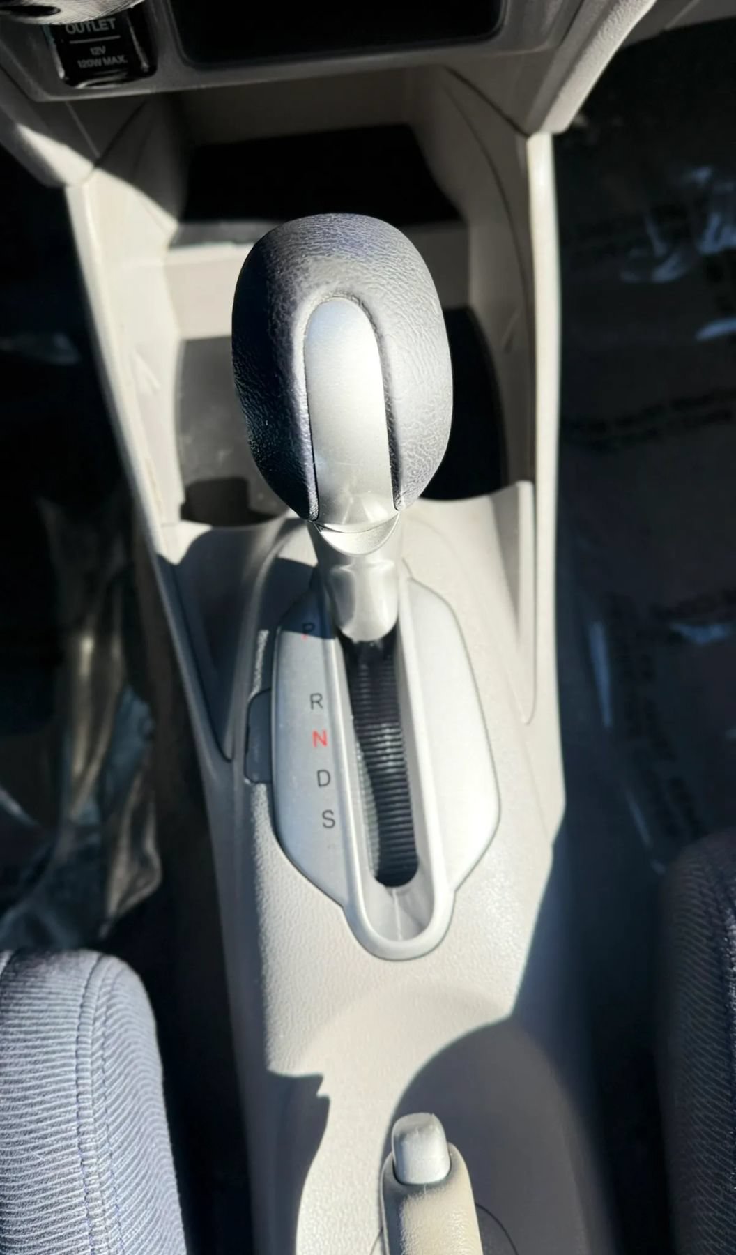 Used 2010 Honda Insight EX image 16