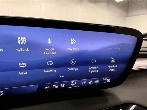 Used 2025 Buick Enclave Avenir w/ Super Cruise Package image 35