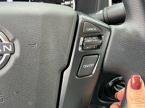 Certified 2022 Nissan Frontier SV image 18