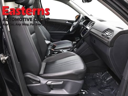 Used 2024 Volkswagen Tiguan SE FWD image 21