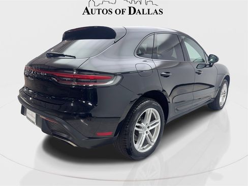 Used 2023 Porsche Macan image 6