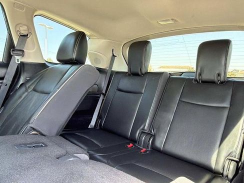 Used 2020 INFINITI QX60 Luxe w/ Essential Package FWD image 22