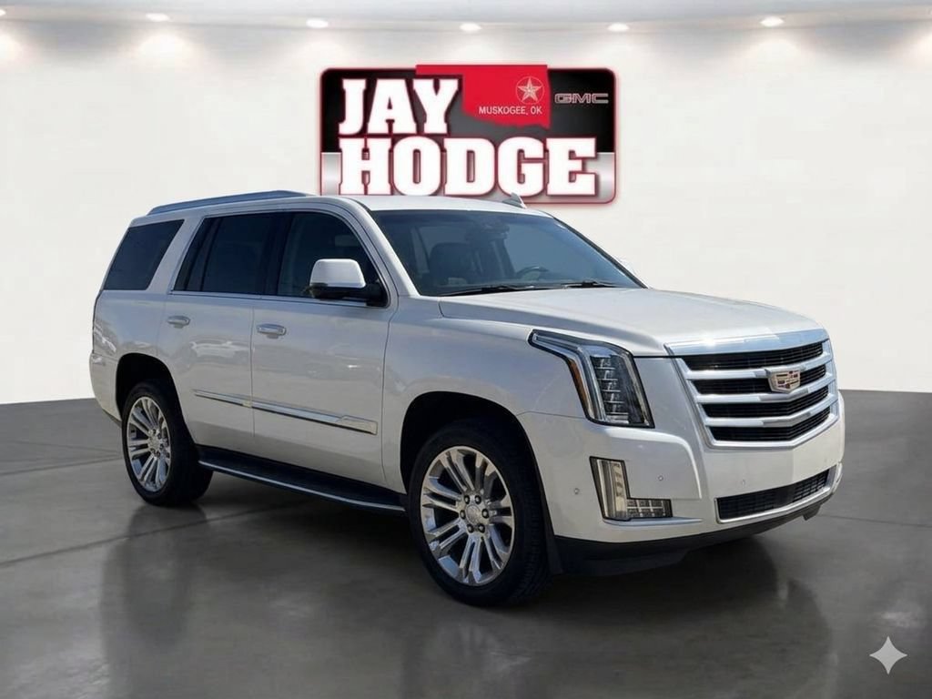 Used 2019 Cadillac Escalade Luxury AWD/4WD image 1