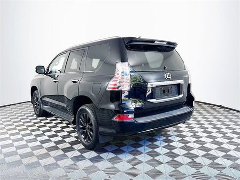 Used 2021 Lexus GX 460 Premium image 3