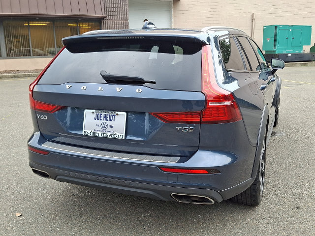 Used 2020 Volvo V60 T5 Cross Country w/ Protection Package Premier AWD/4WD image 10