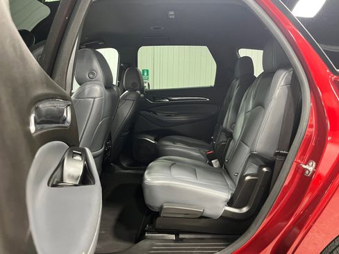 Certified 2024 Buick Enclave Premium image 11