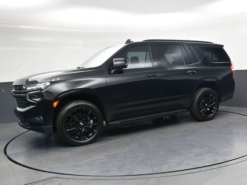 Used 2022 Chevrolet Tahoe RST w/ Luxury Package AWD/4WD image 4