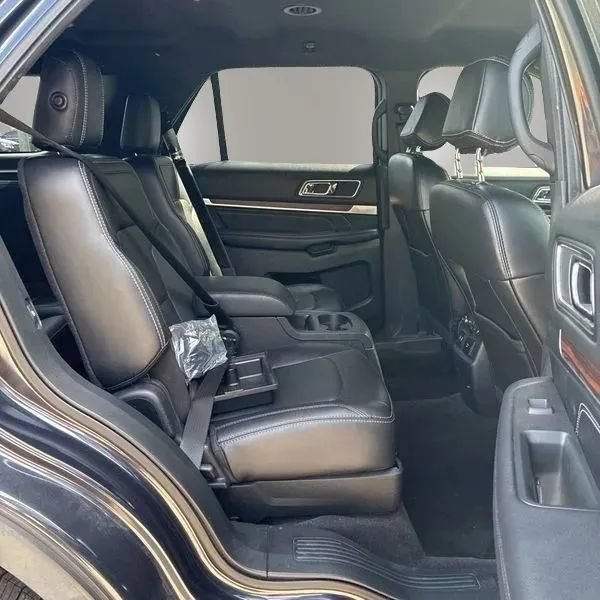 Used 2017 Ford Explorer Limited w/ Equipment Group 301A FWD image 24