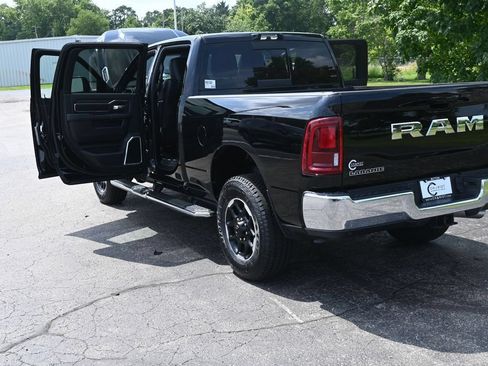 Used 2025 RAM 2500 Laramie AWD/4WD image 50