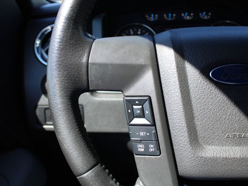 Used 2014 Ford F150 XLT w/ Equipment Group 302A Luxury AWD/4WD image 29