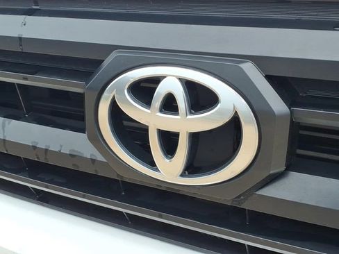Used 2025 Toyota Tacoma SR RWD image 25