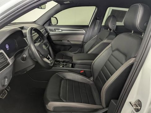 Used 2023 Volkswagen Atlas Cross Sport SEL Premium R-Line AWD/4WD image 15