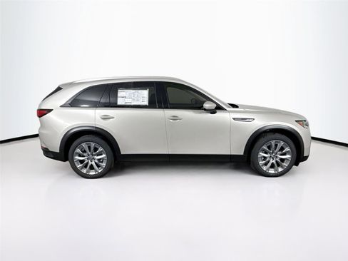 New 2026 MAZDA CX-90 3.3 Turbo w/ Preferred Package AWD/4WD image 6