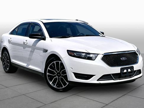 Used 2018 Ford Taurus SHO w/ Driver Assist Package AWD/4WD image 3