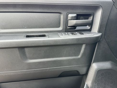 Used 2025 RAM 2500 Tradesman image 15