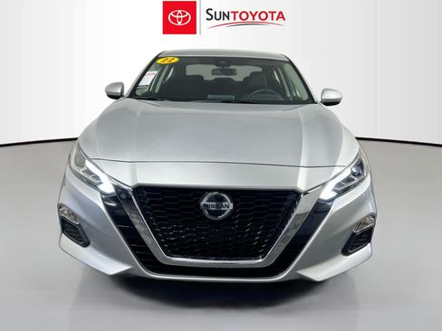 Used 2022 Nissan Altima 2.5 SV AWD/4WD image 10