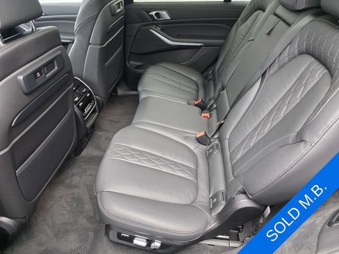 Used 2021 BMW X7 xDrive40i w/ Executive Package 2 AWD/4WD image 14
