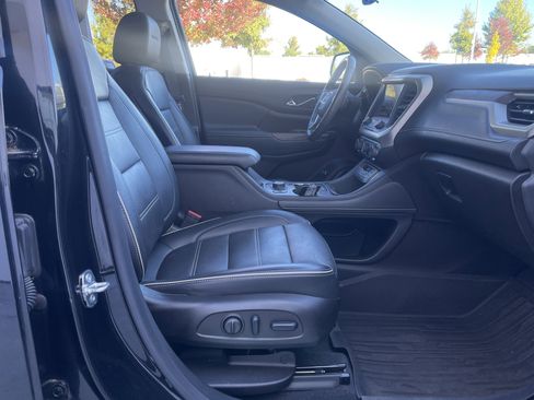 Used 2022 GMC Acadia Denali w/ Denali Ultimate Package image 31