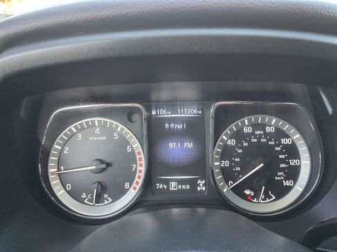 Used 2018 Nissan Titan PRO-4X w/ Pro-4x Utility Package image 29