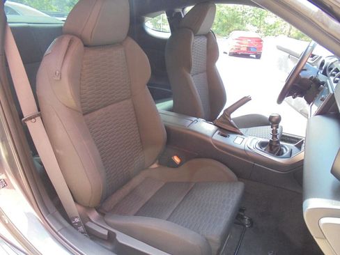 Used 2022 Toyota GR86 image 10