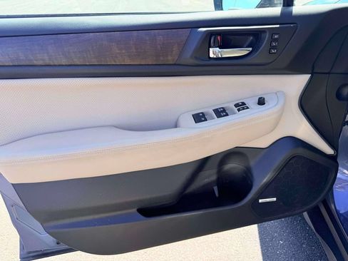 Used 2016 Subaru Outback 2.5i Limited AWD/4WD image 17