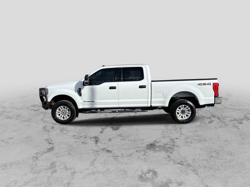 Used 2018 Ford F250 XLT image 5