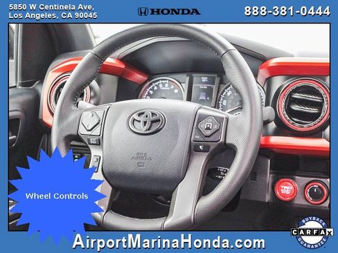 Used 2017 Toyota Tacoma TRD Off-Road image 8