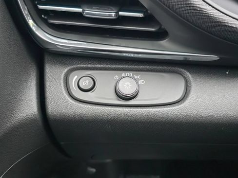 New 2026 Buick Envista Preferred FWD image 19