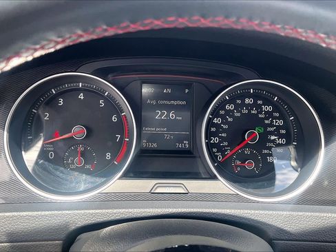 Used 2016 Volkswagen GTI SE w/ Lighting Package (SEL) image 26