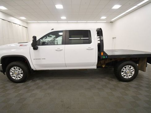 Used 2023 Chevrolet Silverado 2500 LT image 4