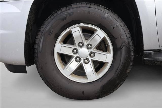 Used 2012 GMC Yukon SLE w/ Convenience Package AWD/4WD image 9