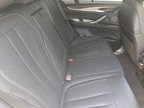 Used 2018 BMW X5 xDrive50i AWD/4WD image 14