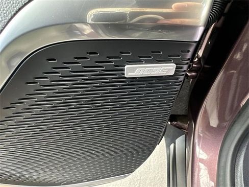 Used 2024 GMC Acadia Elevation image 23