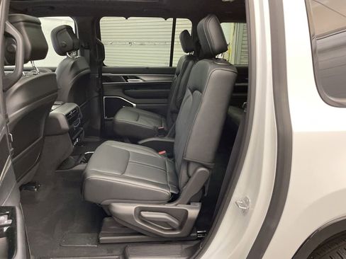 New 2026 Jeep Grand Wagoneer L Limited image 21