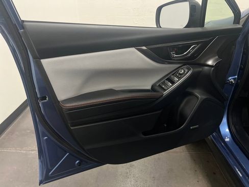 Used 2020 Subaru Crosstrek 2.0i Limited w/ Moonroof Package w/Navigation AWD/4WD image 12