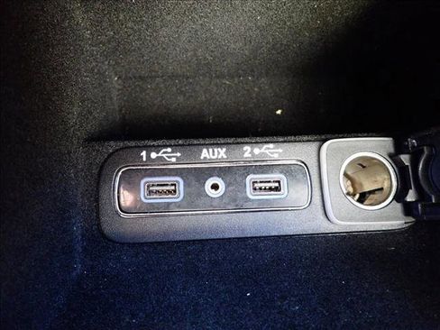 Used 2018 Jeep Grand Cherokee Limited w/ Luxury Group II image 22