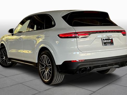 Used 2022 Porsche Cayenne E-Hybrid AWD/4WD image 22