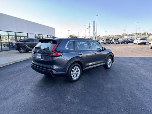 Used 2024 Honda CR-V LX image 5