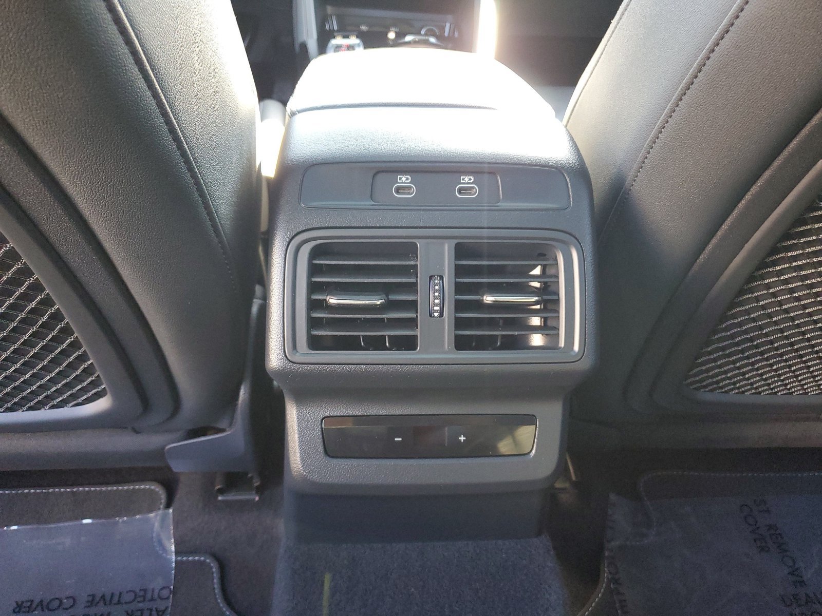 Used 2025 Audi Q5 Premium Plus w/ Premium Plus AWD/4WD image 12