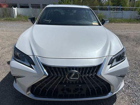 Used 2023 Lexus ES 350 w/ Premium Package FWD image 2